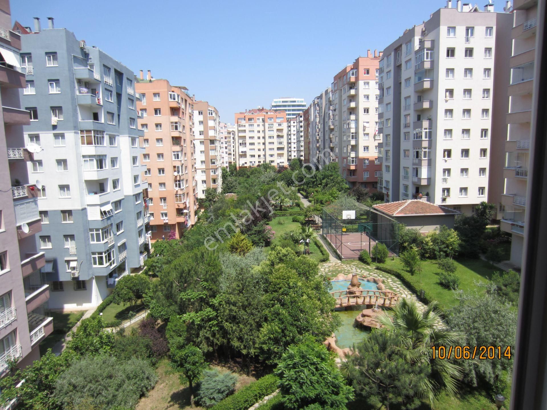 Maltepe Altayçeşme Satılık Daire Altayçeşme Kayalarkent Sitesinde İçi Tamamen Yapılı Masrafsız 3+1