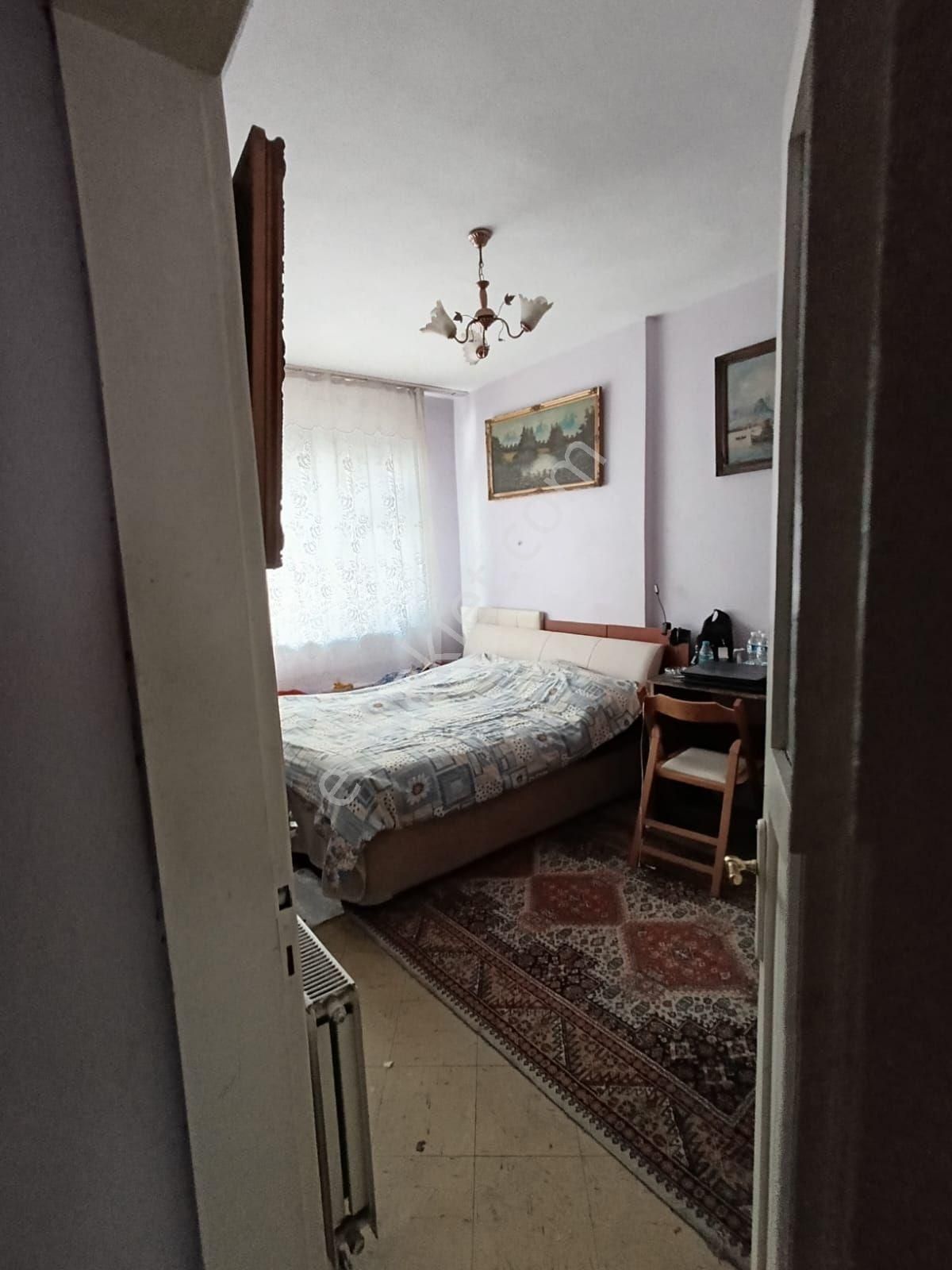 Es İmşaat Emlaktan Kartaltepe Acil Satılık Daire - Görsel 3