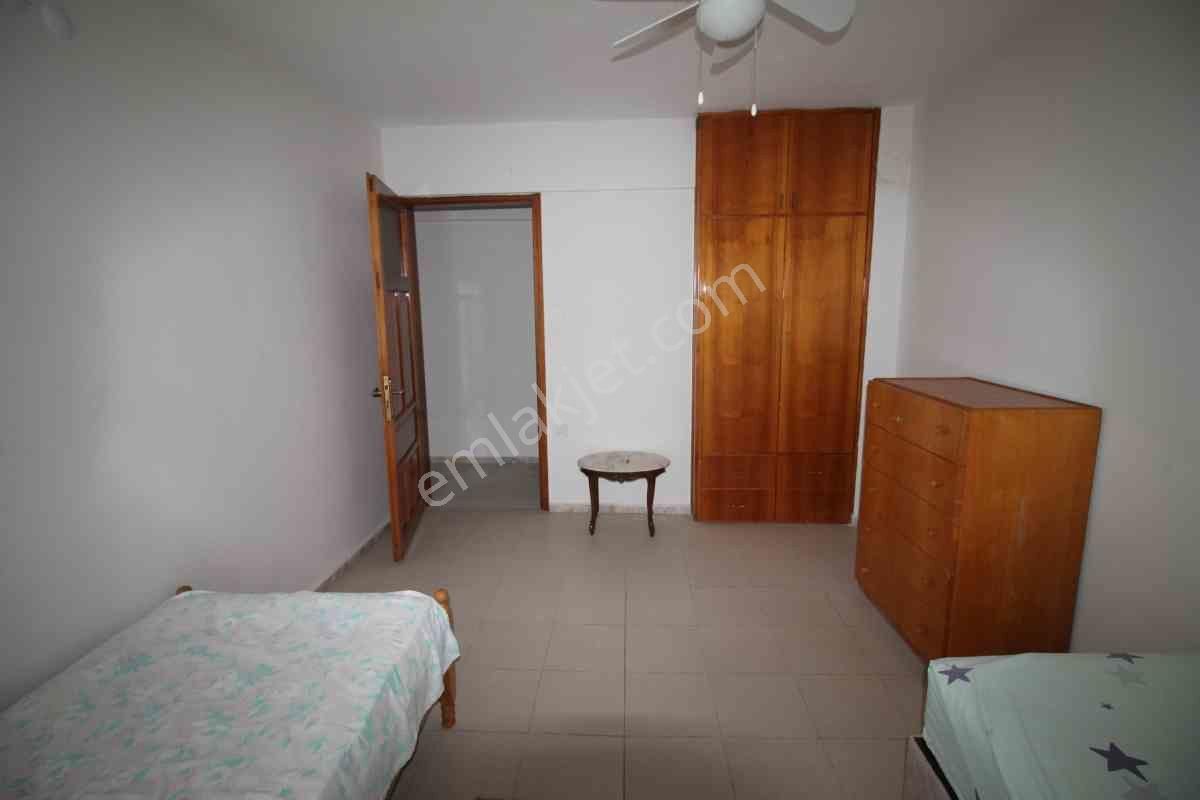 Altınkum Plajı'nın Bır Sokak Gerısınde Satılık Denız Manzaralı Bına - Görsel 12