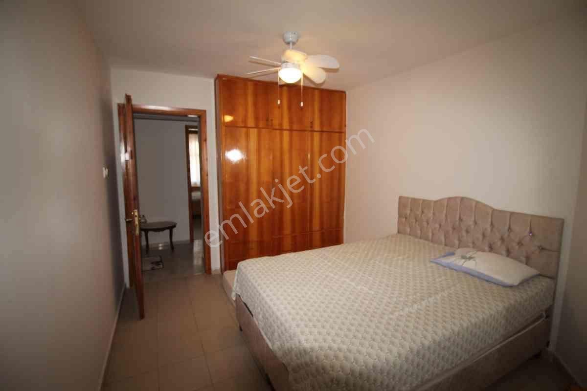 Altınkum Plajı'nın Bır Sokak Gerısınde Satılık Denız Manzaralı Bına - Görsel 20