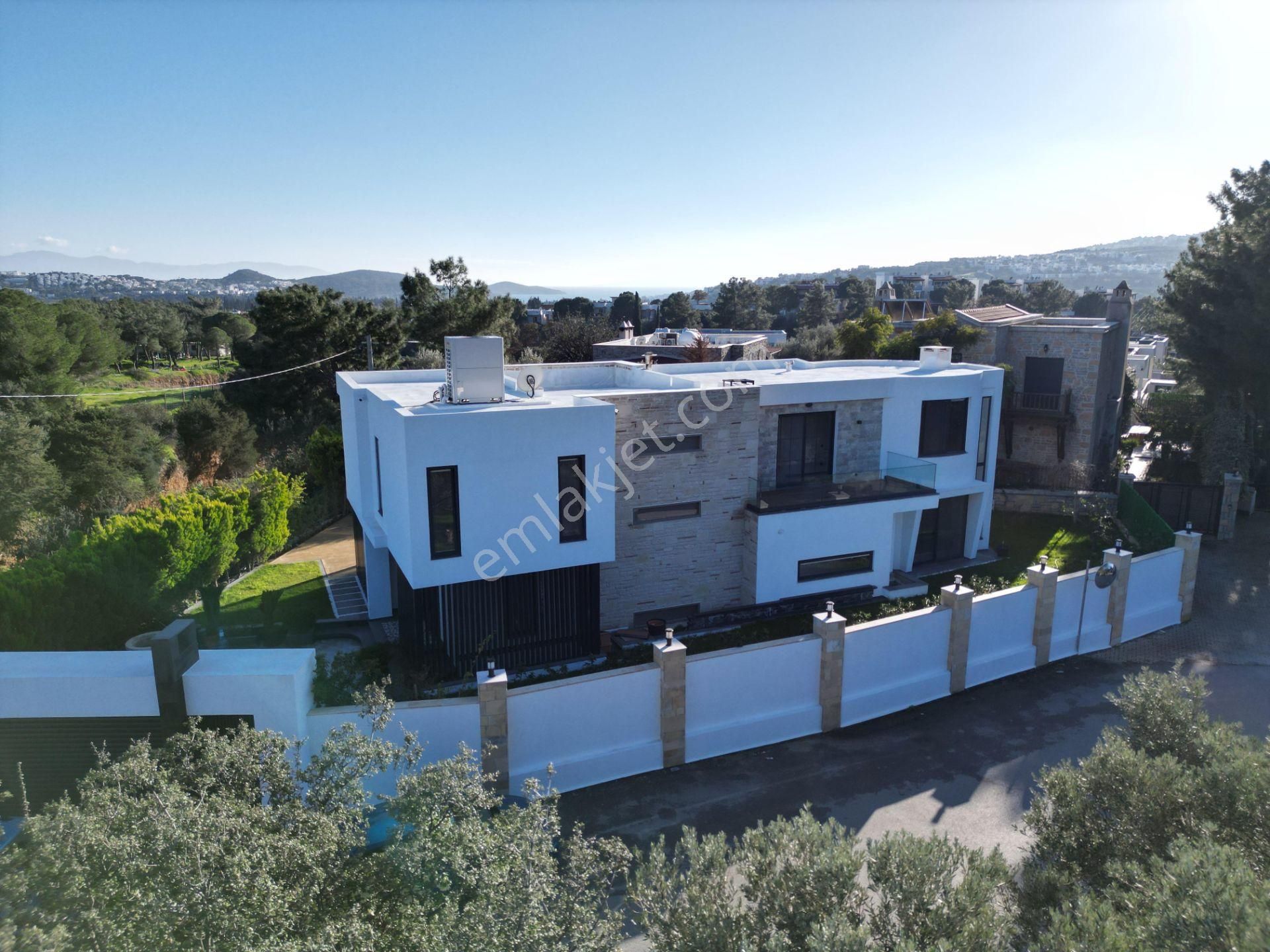 Bodrum Bitezde Satılık Merkezde Tam Müstakil 6+1 Villa - Görsel 14