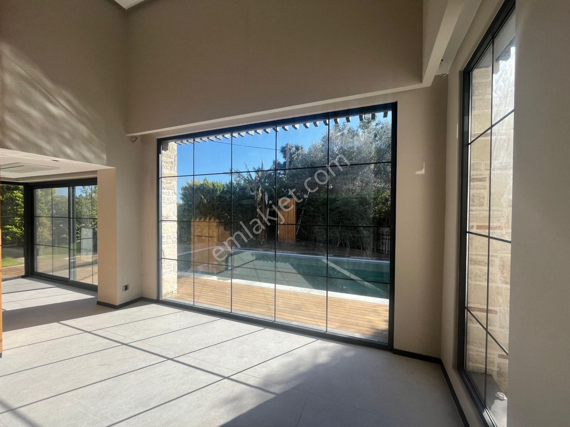 Bodrum Bitezde Satılık Merkezde Tam Müstakil 6+1 Villa - Görsel 23