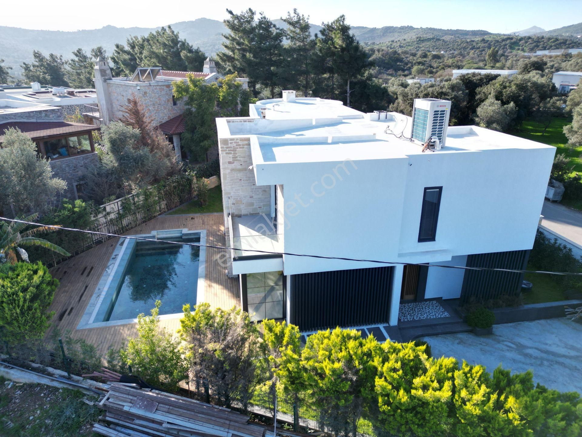 Bodrum Bitezde Satılık Merkezde Tam Müstakil 6+1 Villa - Görsel 15