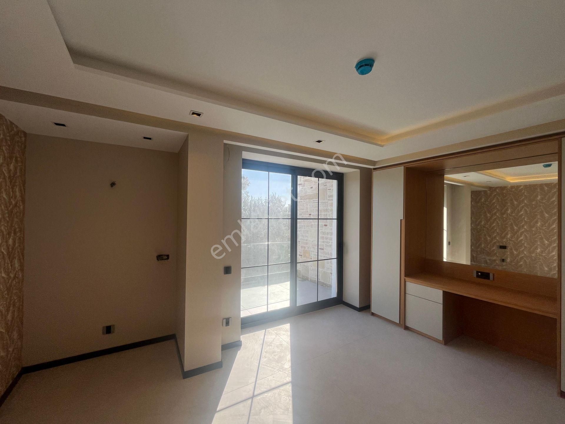 Bodrum Bitezde Satılık Merkezde Tam Müstakil 6+1 Villa - Görsel 27