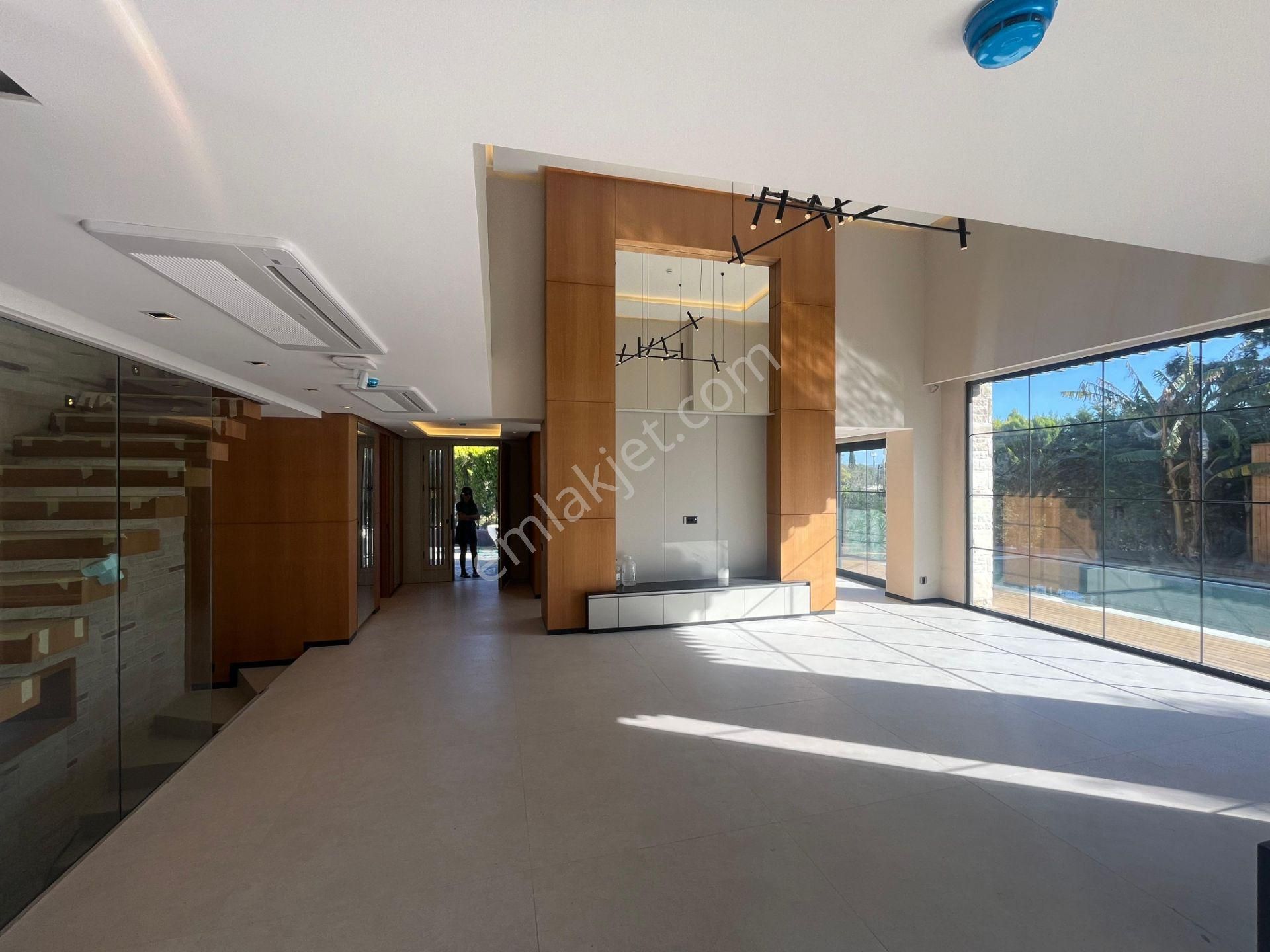 Bodrum Bitezde Satılık Merkezde Tam Müstakil 6+1 Villa - Görsel 24