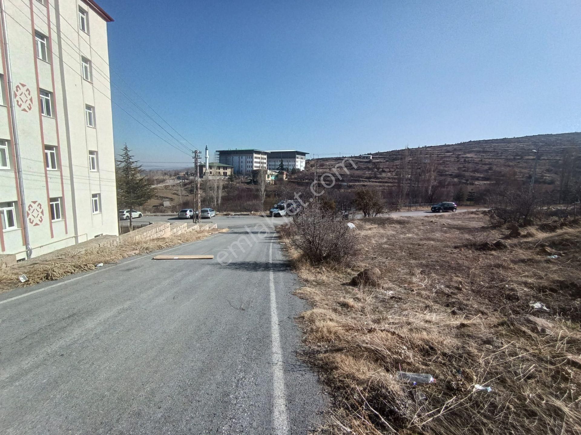 Melikgazi Kıranardı Satılık Konut İmarlı Kıranardı'nda Anayola Sıfır 422 M2 Satılık Villa Parseli 328/2