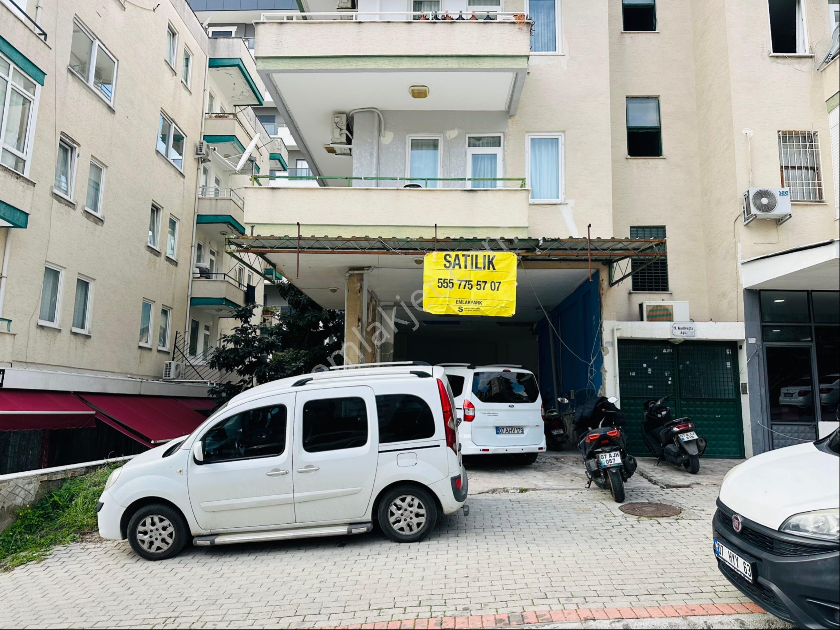 Alanya Kadıpaşa Satılık Dükkan & Mağaza Emlakparktan Kadıpaşa Mahallesi Şifa Arkası Satılık 80m2 Dükkan