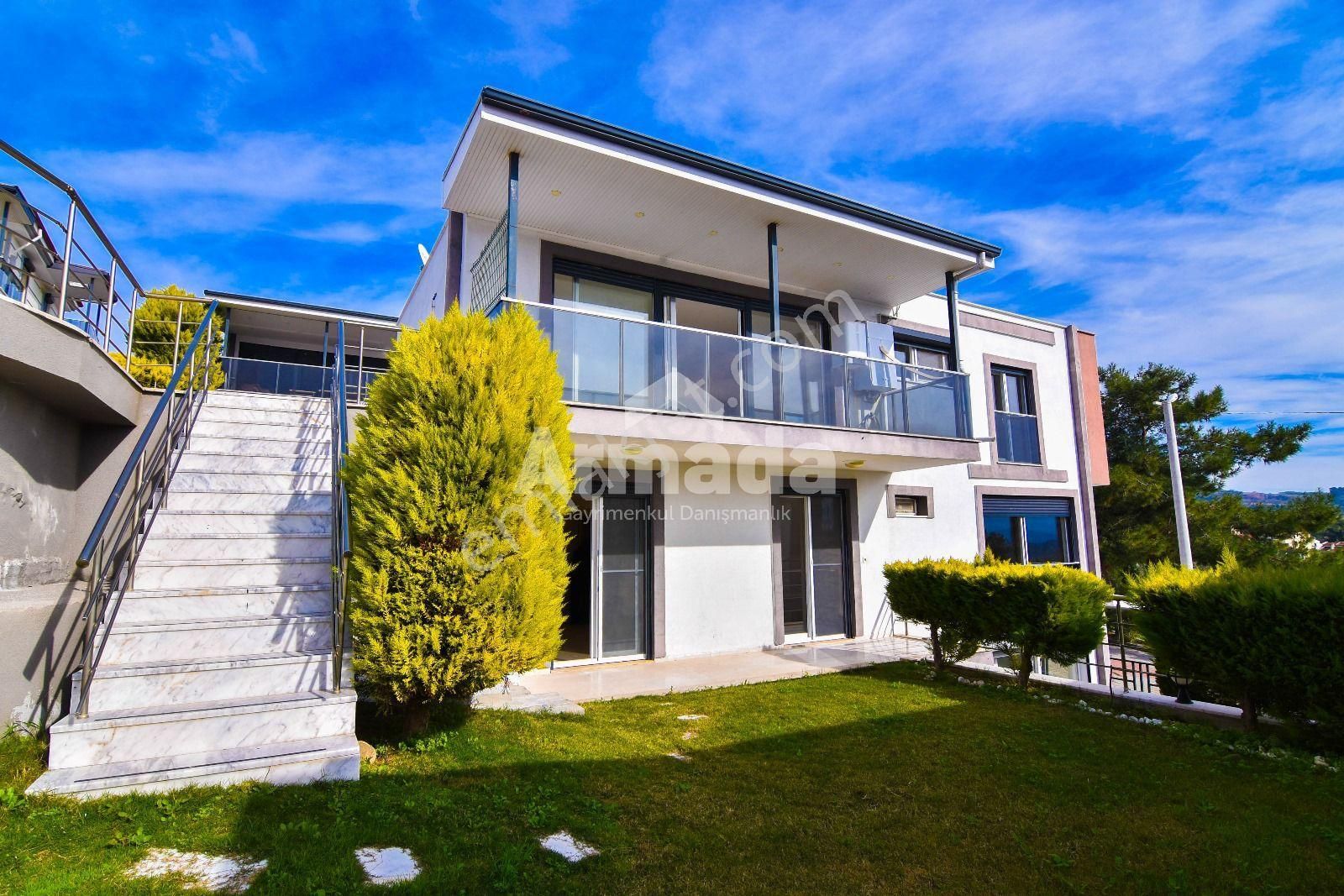 Kuşadası Soğucak Kiralık Daire Kuşadası Soğucakta Deniz Ve Şehir Manzaralı Şahane Villa