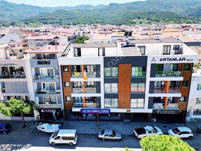 Kuşadası Davutlar'da Hayallerinizdeki 4+1 Çatı Dubleks Daire!