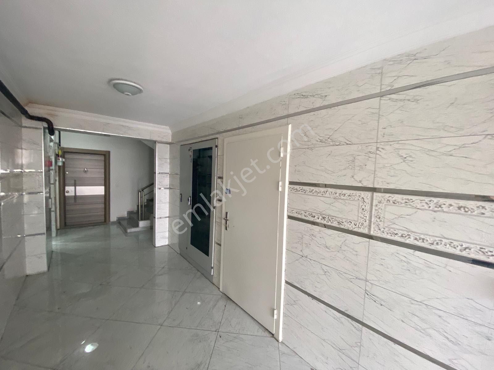 2 Nolu Beşirli Özgüven Sitesi'nde 3,5+1 Deniz Manzaralı Daire - Görsel 4