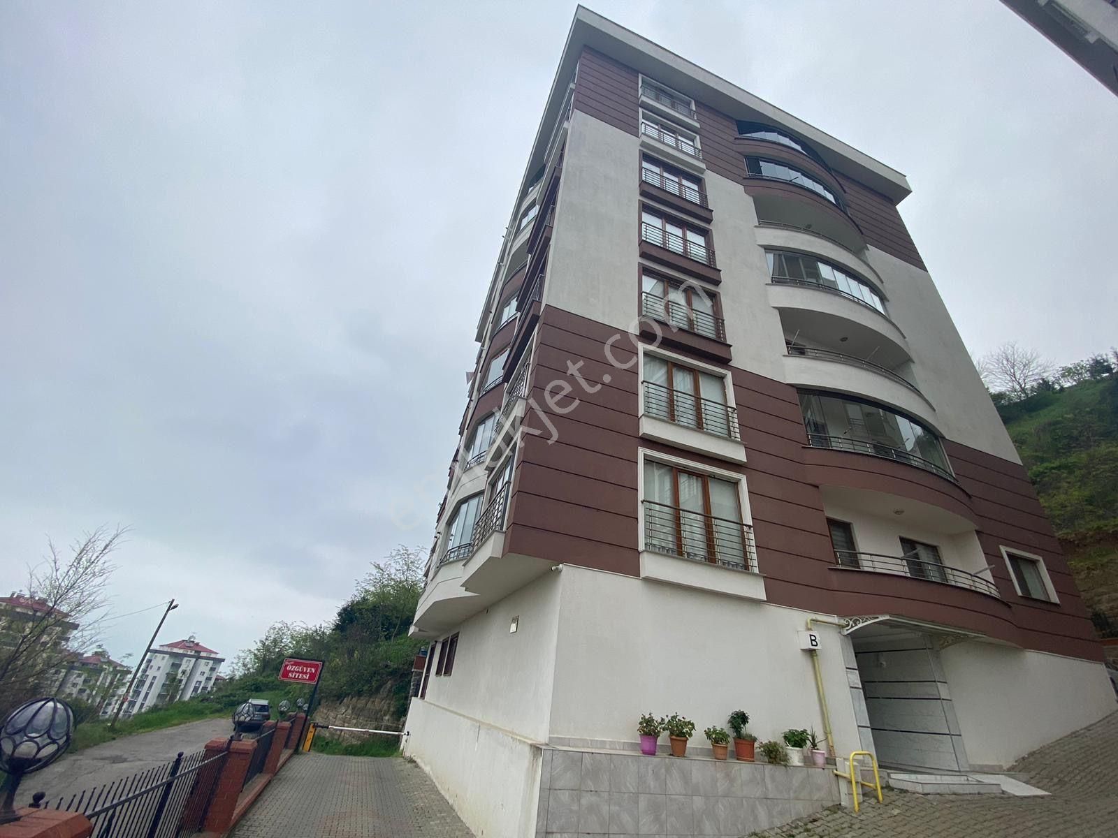 2 Nolu Beşirli Özgüven Sitesi'nde 3,5+1 Deniz Manzaralı Daire - Görsel 2