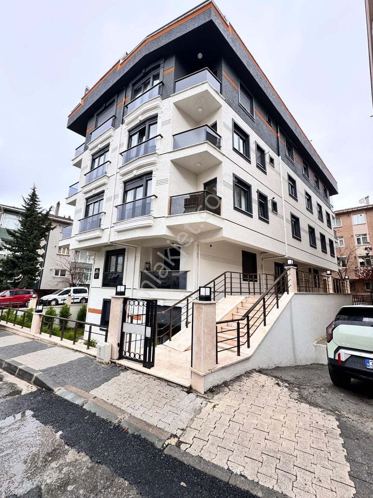 Maltepe Küçükyalı Satılık Daire ▃artemin▃küçükyalı'da Ön Cephe Balkonlu 85m² Sıfır 2+1!