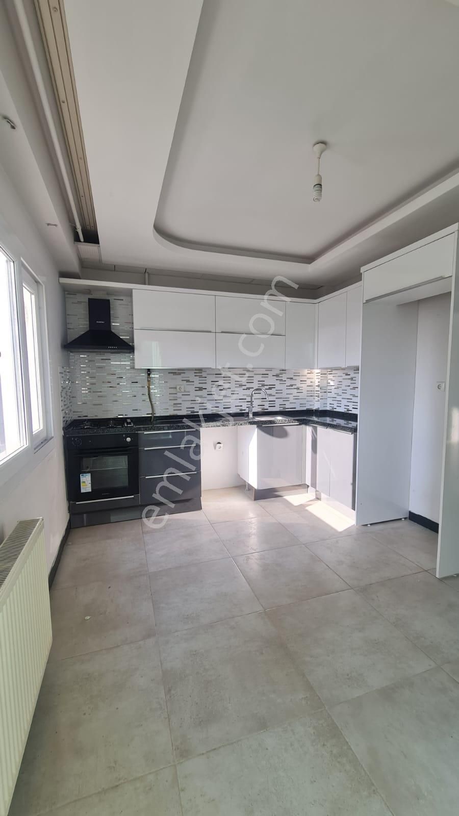 Sarıçam Çarkıpare Kiralık Daire Çarkıparede Stadyum Karşısı Havuzlu Sitede 2+1 Full Ekstralı