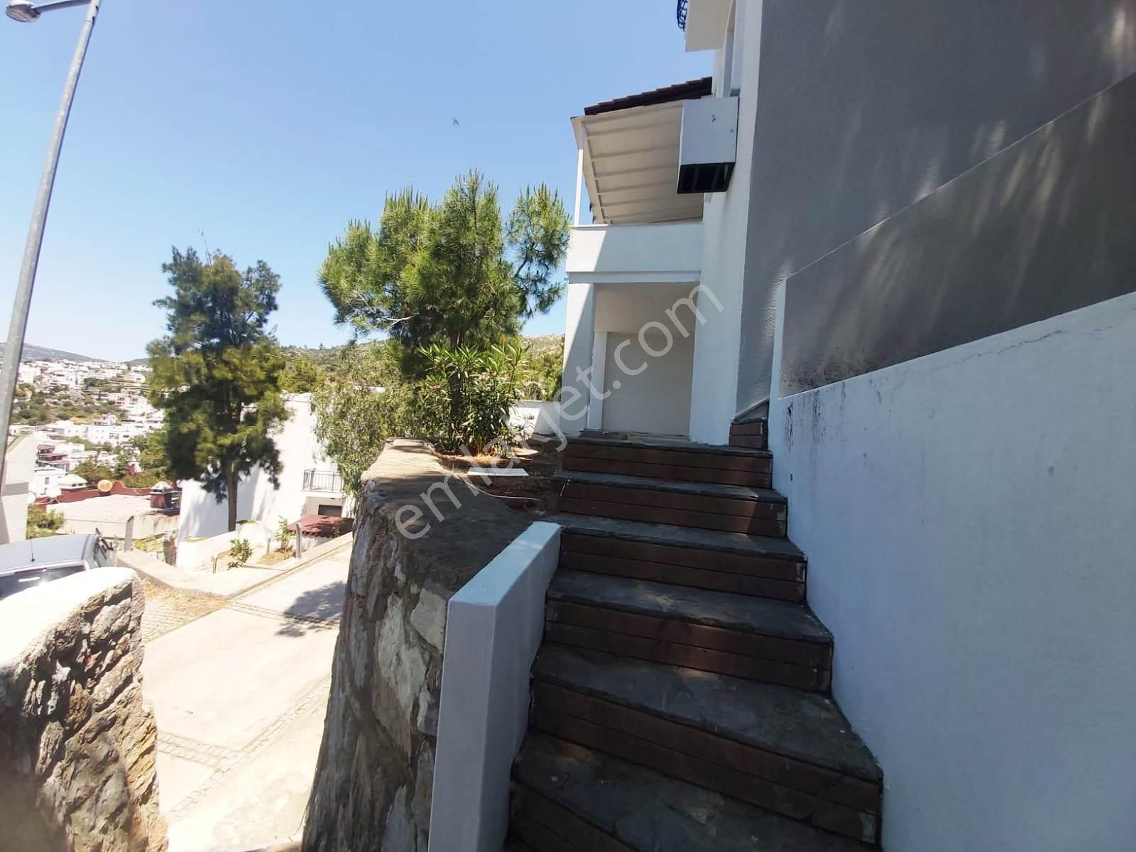 Bodrum Kumbahçe'de Site İçi Deniz Manzaralı Satılık Dubleks - Görsel 23