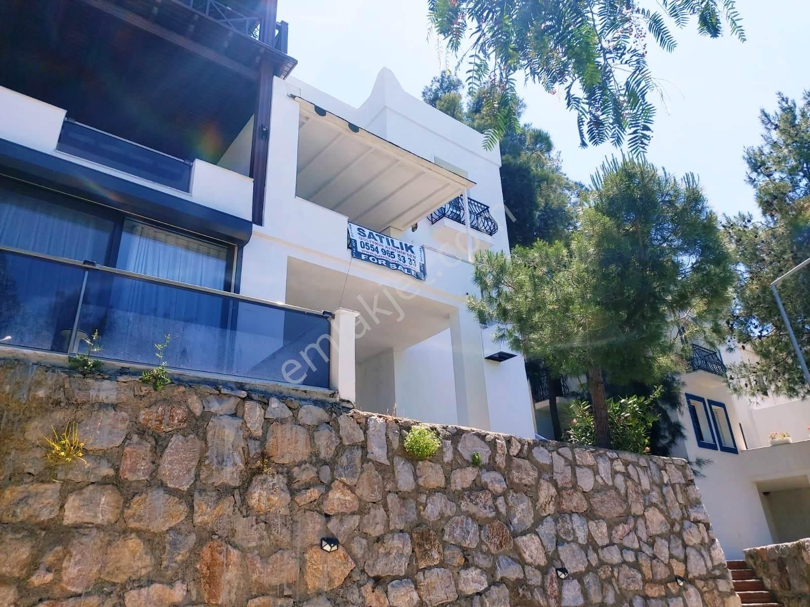 Bodrum Kumbahçe'de Site İçi Deniz Manzaralı Satılık Dubleks - Görsel 2