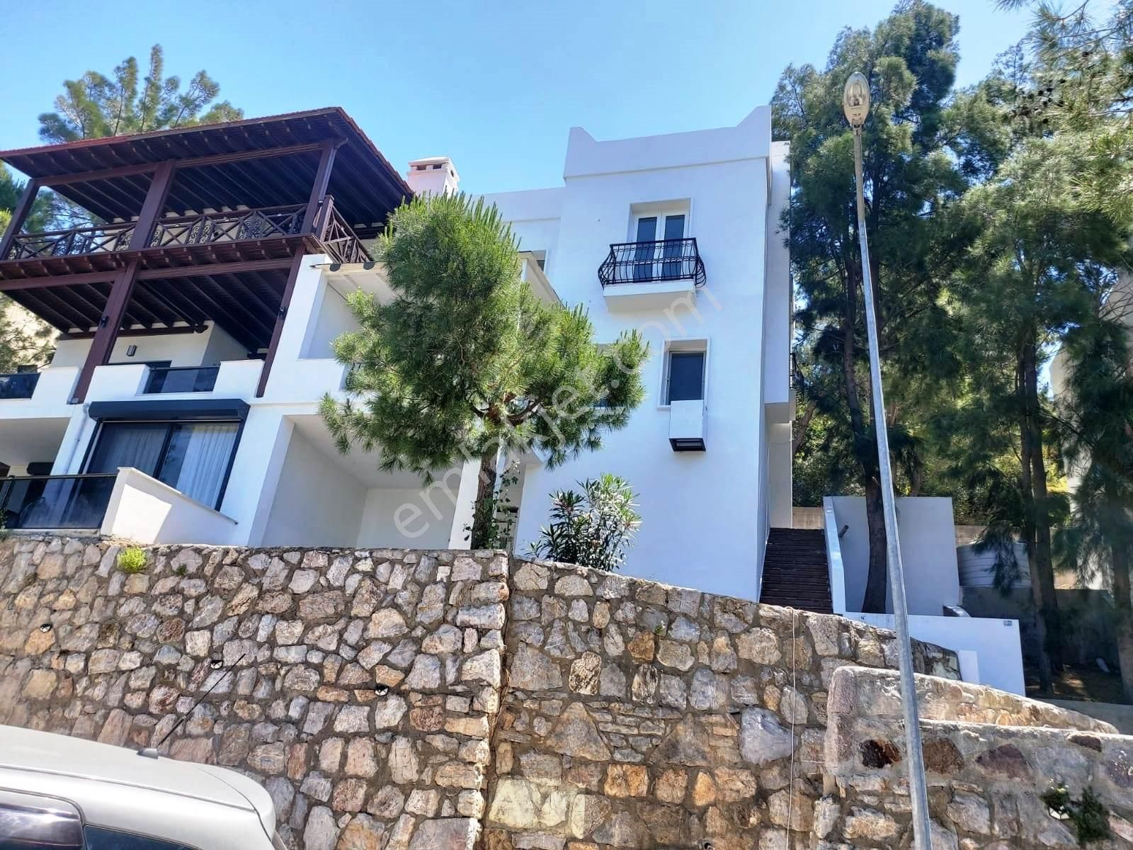 Bodrum Kumbahçe'de Site İçi Deniz Manzaralı Satılık Dubleks - Görsel 25