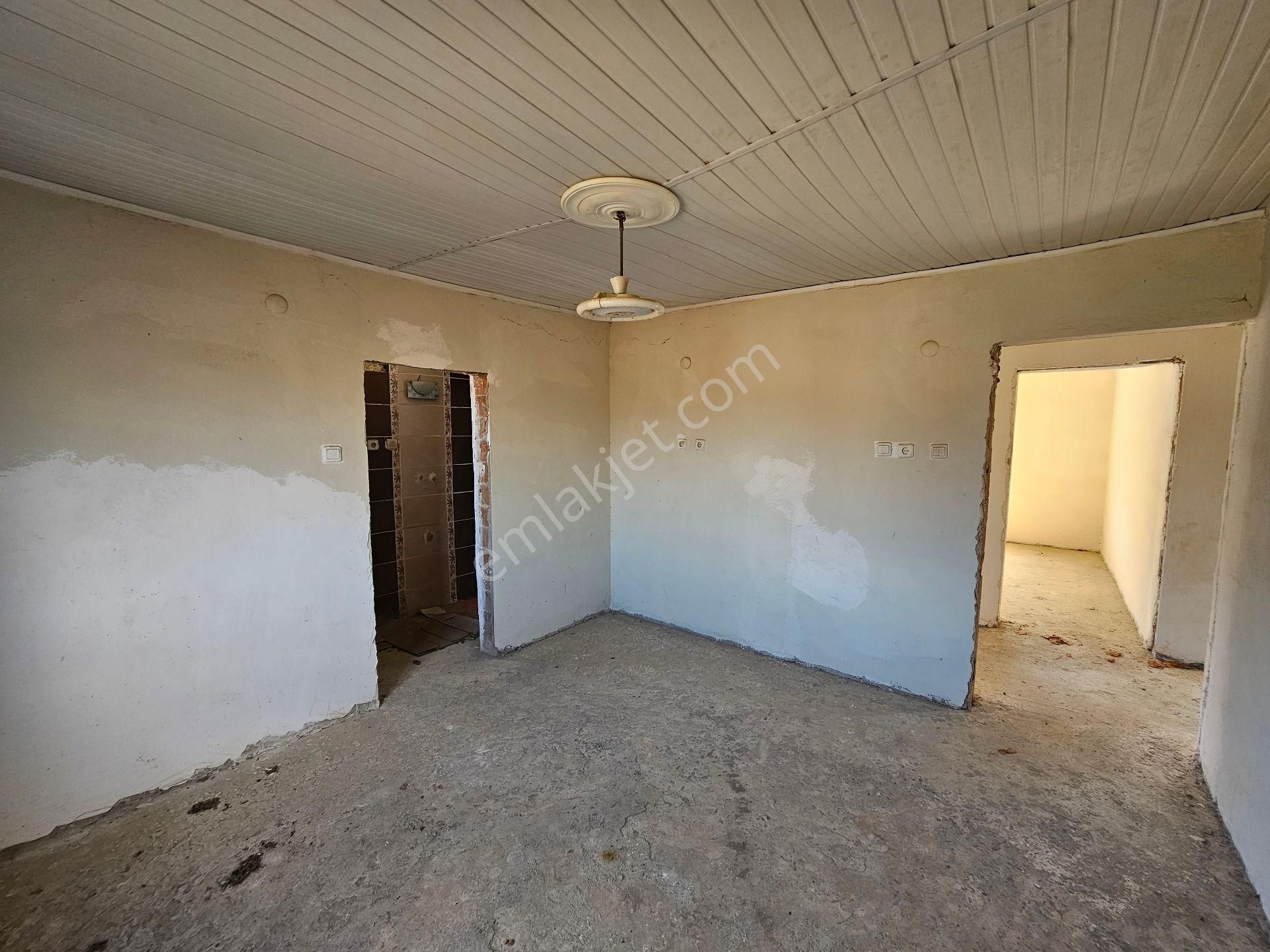 İzmir/selçuk/burgaz'da 389m2 Arsa Üstünde Köy Evi - Görsel 11