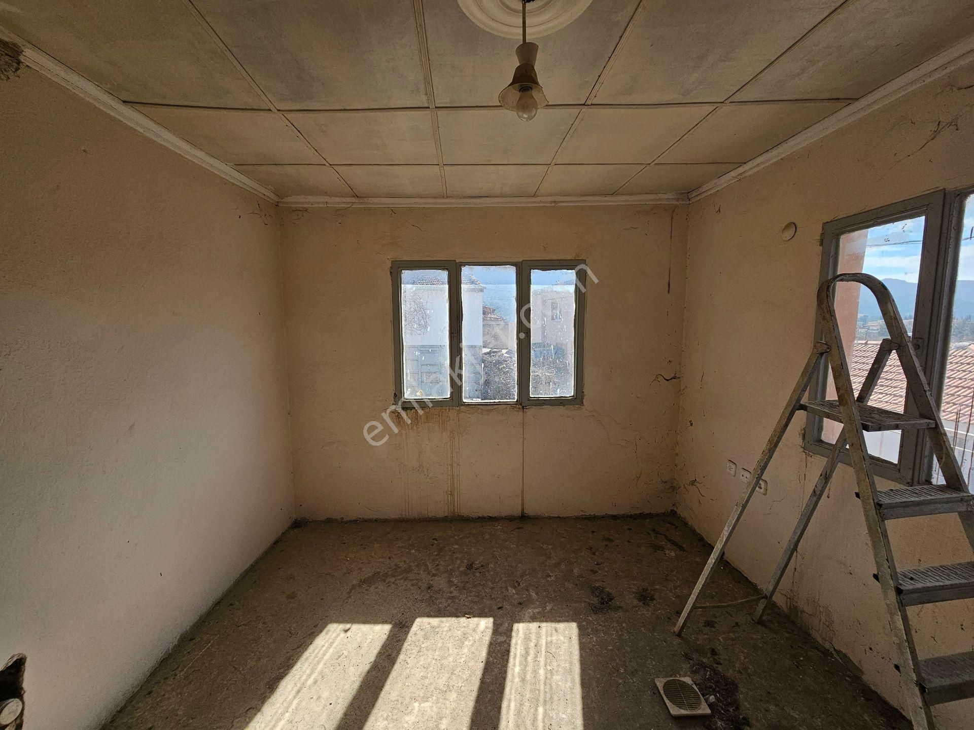 İzmir/selçuk/burgaz'da 389m2 Arsa Üstünde Köy Evi - Görsel 13