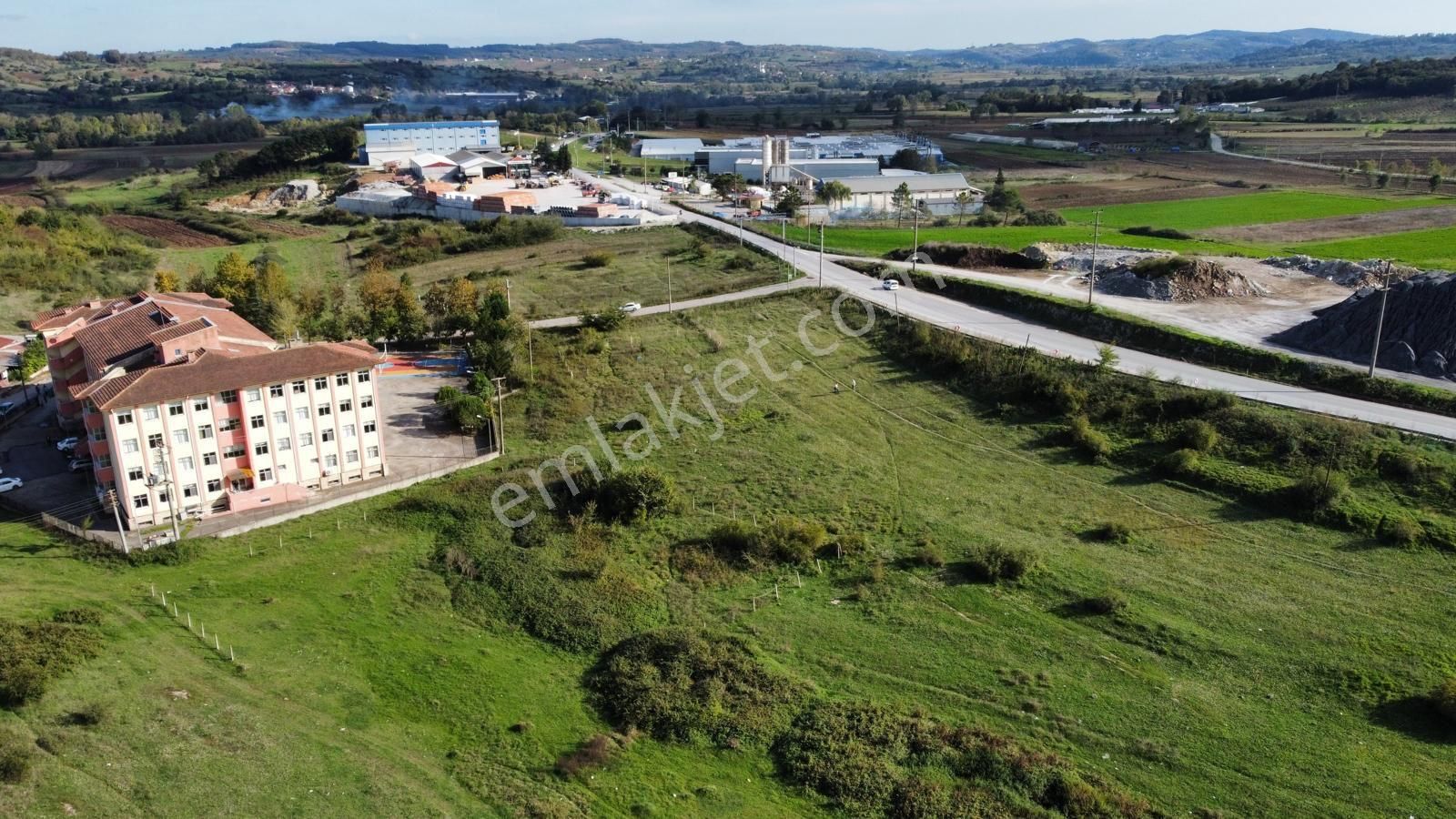 Kandıra Akdurak Satılık Konut İmarlı Konut İmarlı Kandıra-kaynarca Ana Yoluna Cepheli Arsa 1005 M2