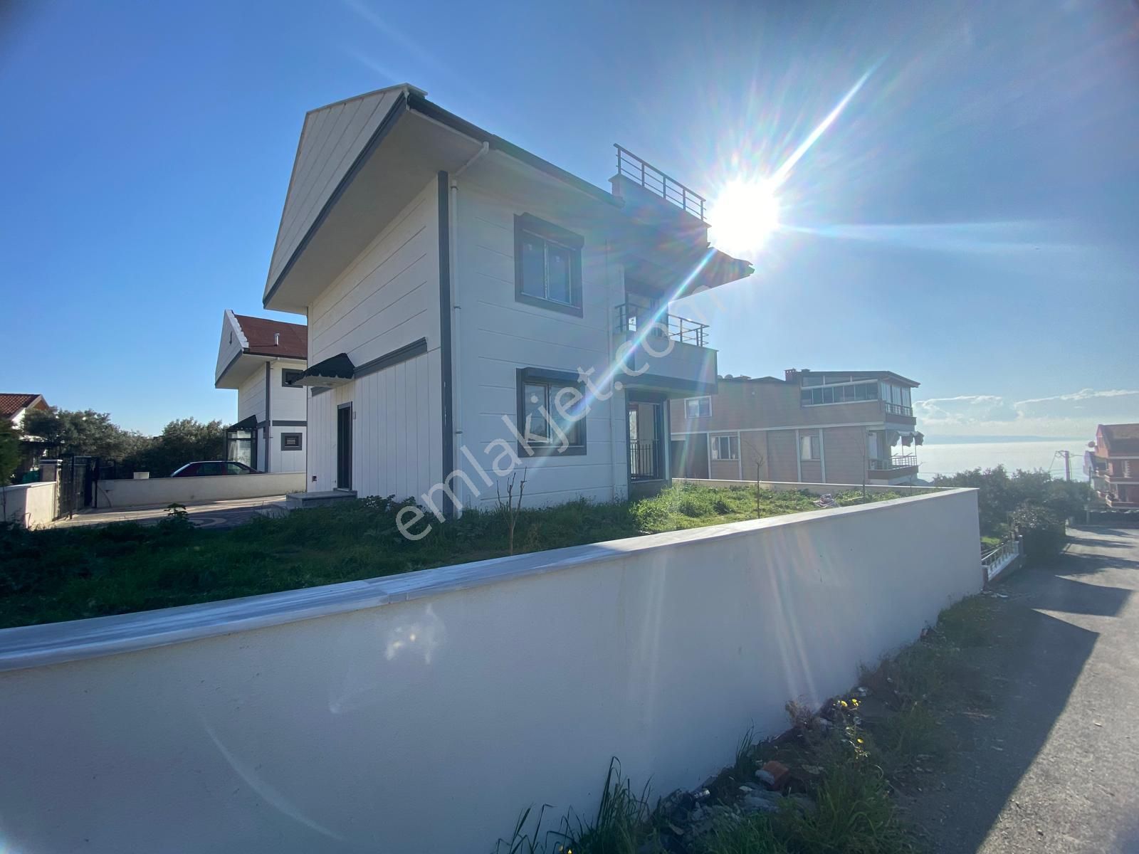 Erdek Sahil Satılık Villa Real Gayrimenkulden/erdek/satılık Deniz Ve Doğa Manzaralı 4+1 Trıpleks Villa