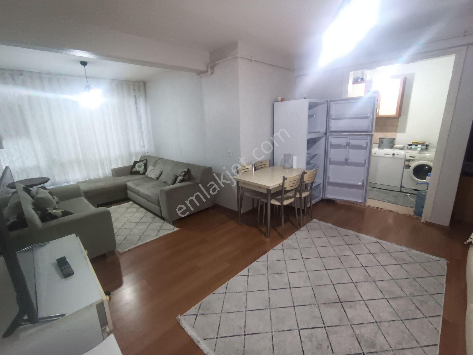 Karamürsel Kayacık Kiralık Daire Engindeniz Emlak'tan Havuzlu Sitede Full Eşyalı 1+1daire