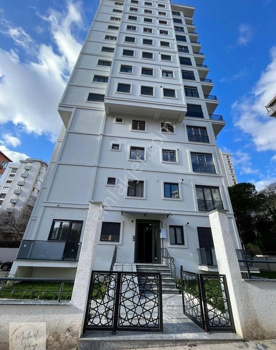 Kadıköy Bostancı Satılık Daire Mutluol Proje'den Deniz Manzaralı Sıfır 3+1 Satılık Daire