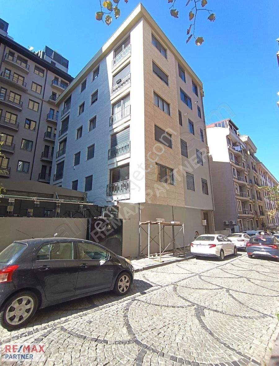 Şişli Meşrutiyet'te Satılık Eşyalı 1+1 Daire - Görsel 3