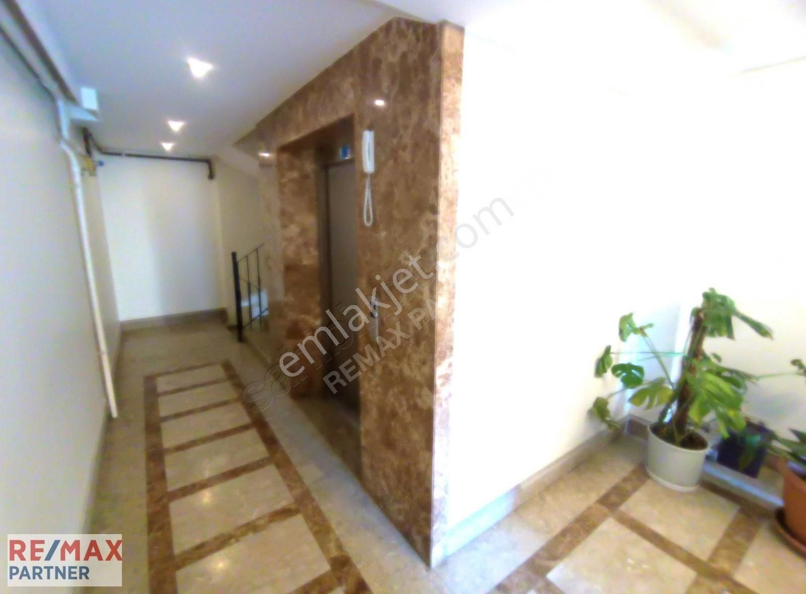 Şişli Meşrutiyet'te Satılık Eşyalı 1+1 Daire - Görsel 17