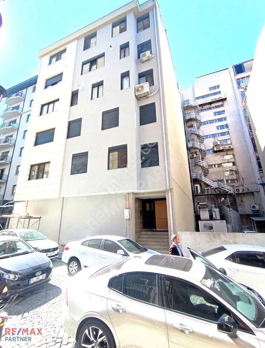 Şişli Meşrutiyet'te Satılık Eşyalı 1+1 Daire - Görsel 6