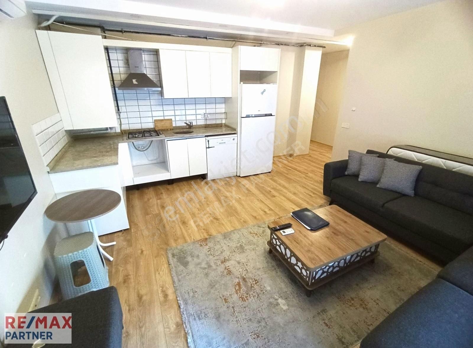 Şişli Meşrutiyet'te Satılık Eşyalı 1+1 Daire - Görsel 8