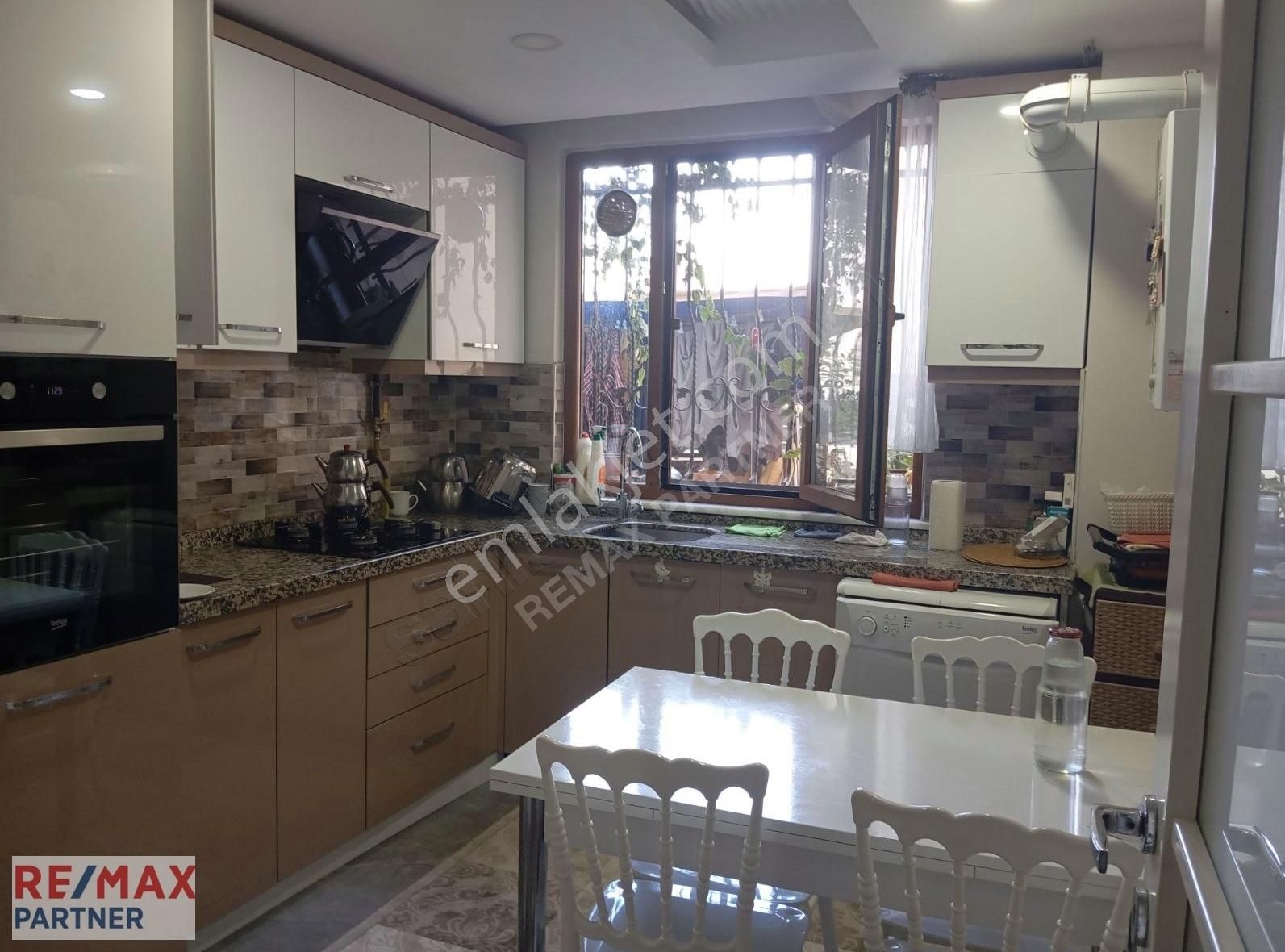 Eyüpsultan Esentepe Satılık Daire Alibeyköy/esentepe 4+1 Teraslı Daire