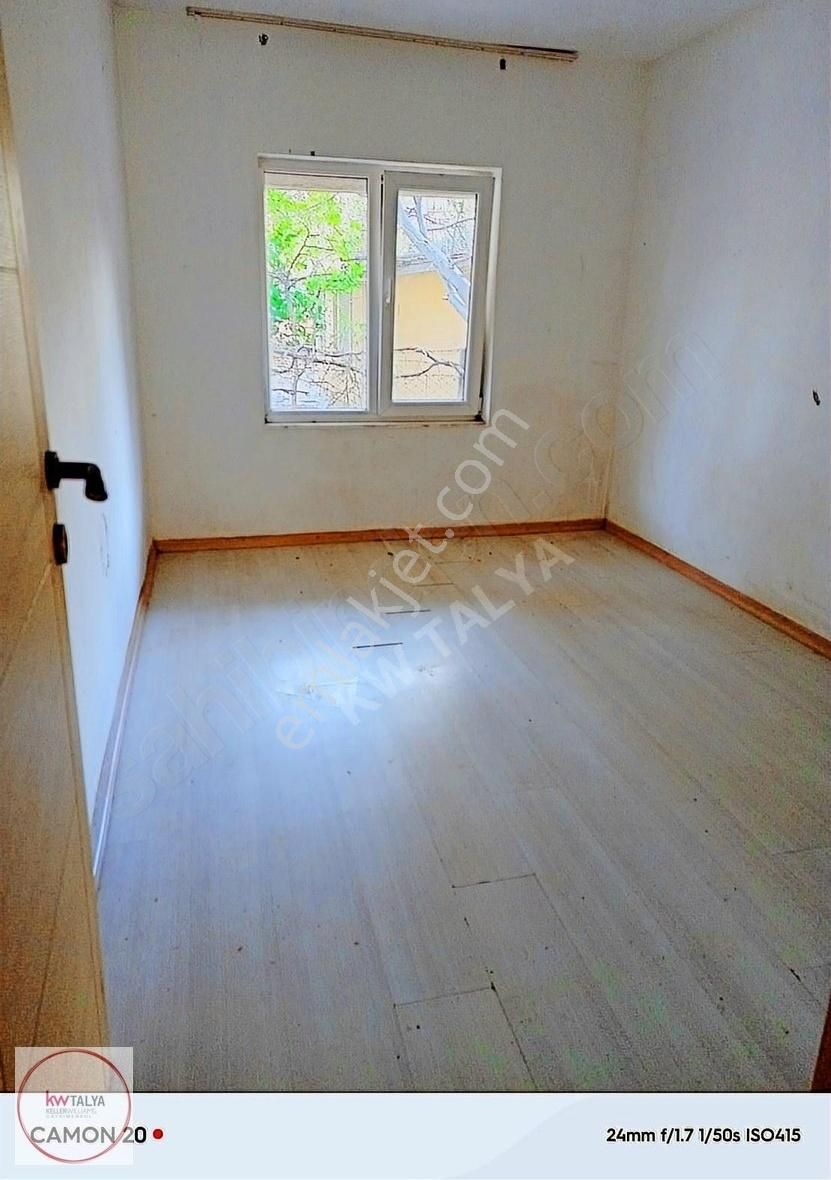 Muratpaşa Güzeloba Kiralık Daire Güzelobada Denize Yakın 2+1 Bahçe Kullanımlı Giriş Kat