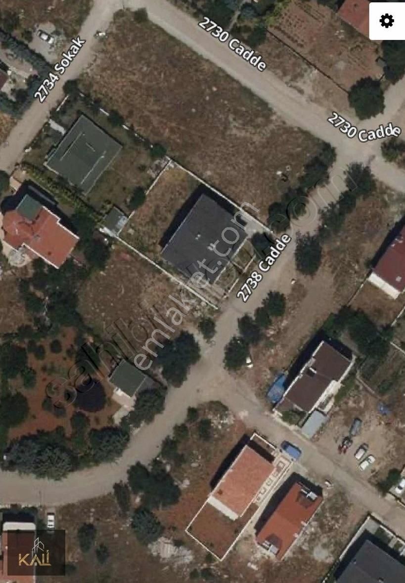 Gölbaşı Kızılcaşar Satılık Konut İmarlı İncek Tek Yapı'da 405 M2 Köşe Villa Arsası Kali A.ş