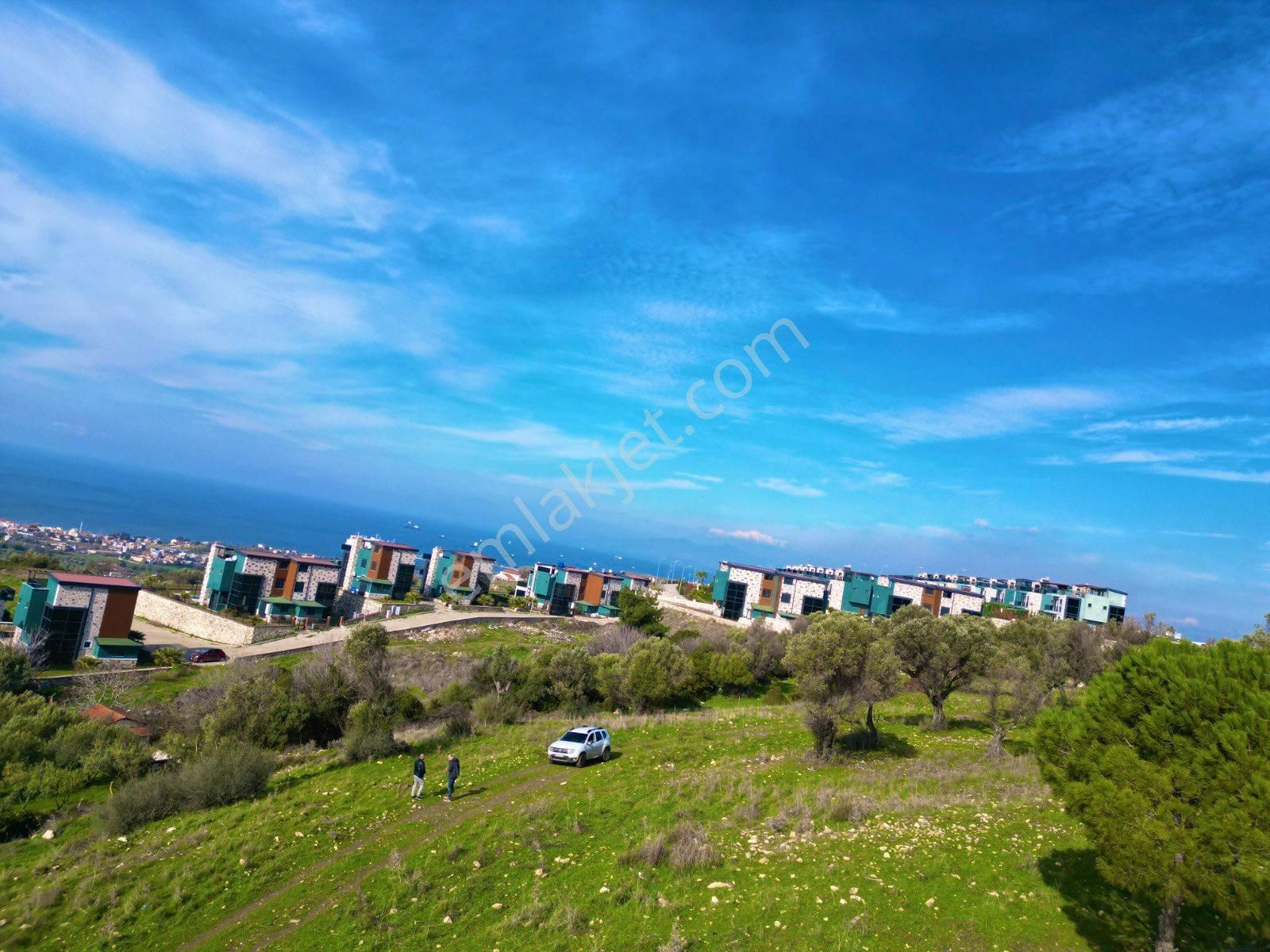 Foça Kozbeyli Satılık Tarla Foça Kozbeyli Deniz Manzaralı Tarla