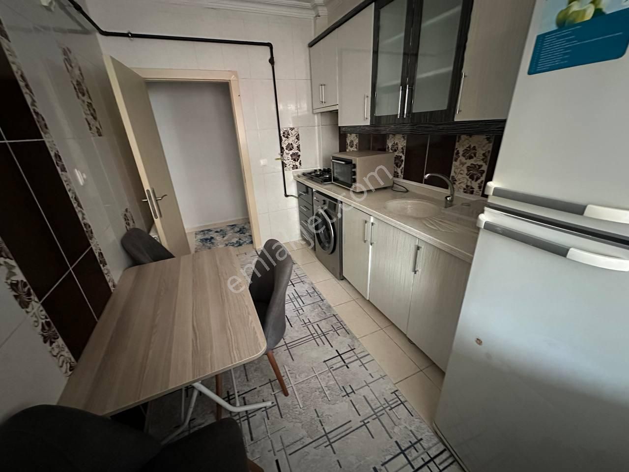 Kiralık 1. Kat Eşyalı 1+1 Daire - Görsel 8