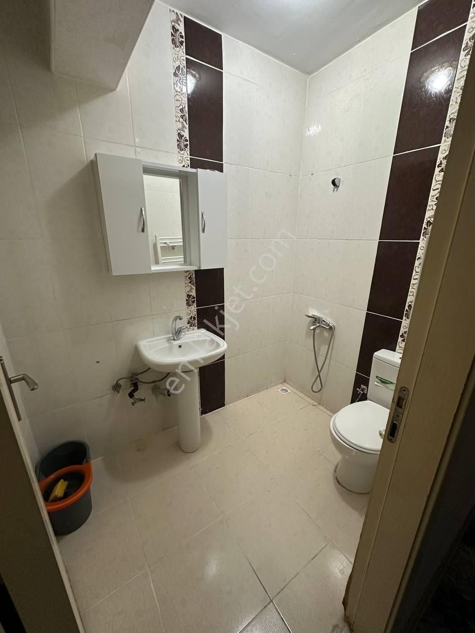 Kiralık 1. Kat Eşyalı 1+1 Daire - Görsel 5