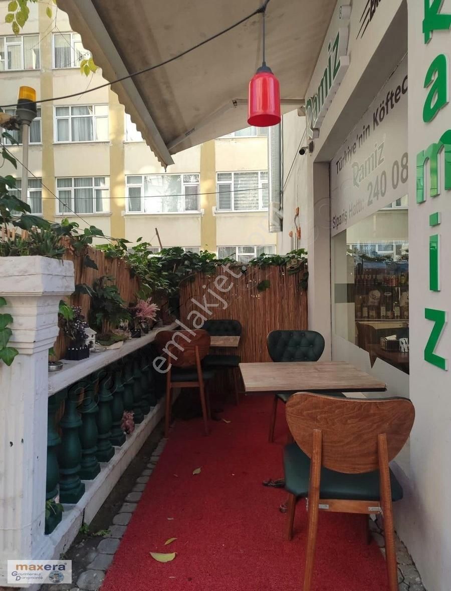 Bakırköy Kartaltepe Devren Restaurant Devren Meydana Maramaraya Yakın Çarşı İçi 40m2 Bahçeli