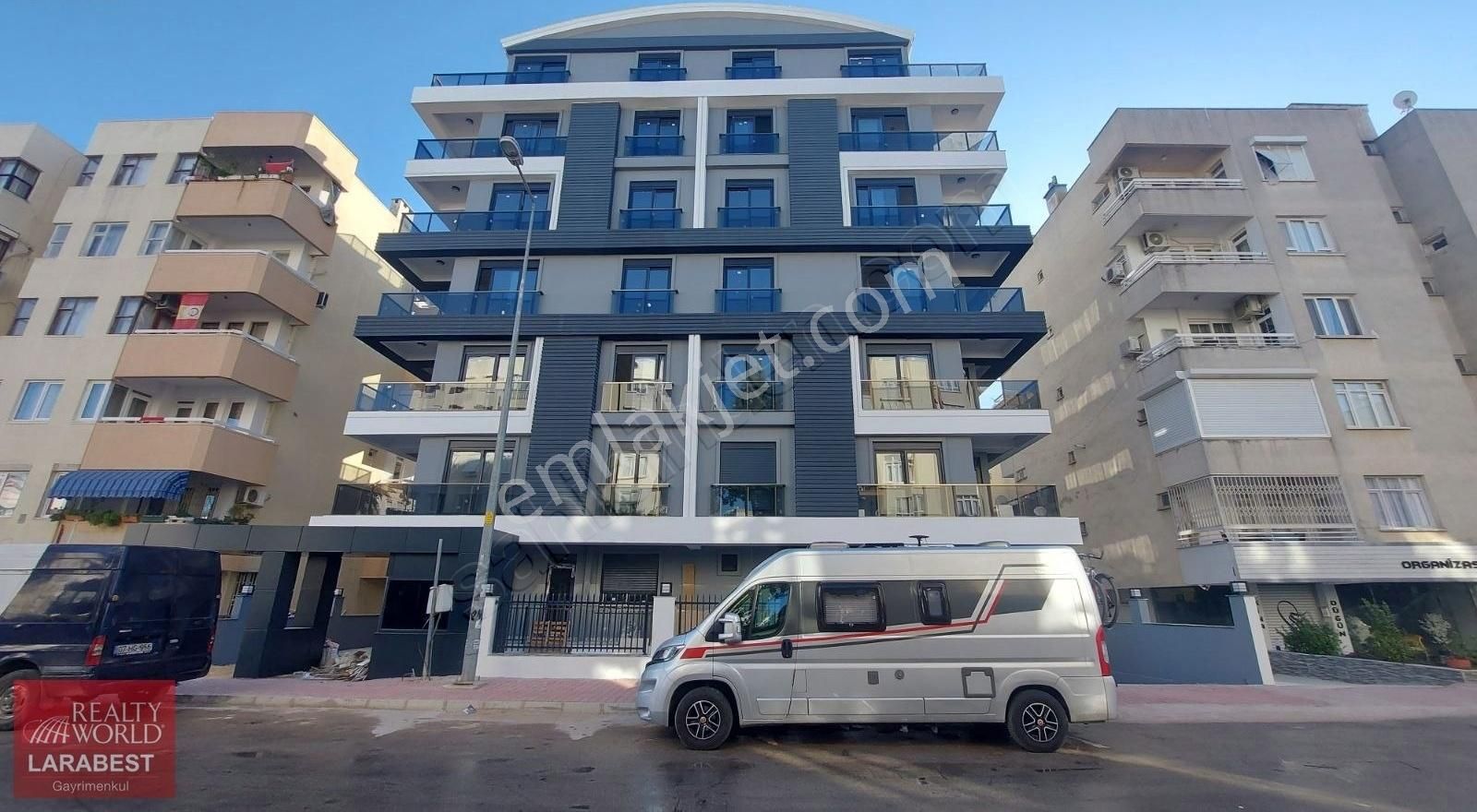 Muratpaşa Zerdalilik Satılık Daire Zerdalilik'te Sıfır,kapalı Otoparklı 4+1 Dubleks Daire