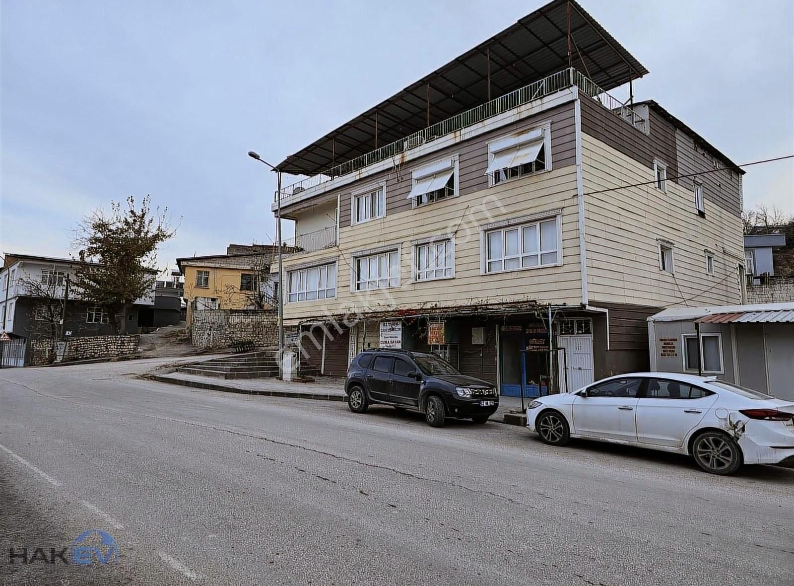 Hakev'den Gölbaşı Yoluna Sıfır Satılık 3 Katlı Bina - Görsel 33