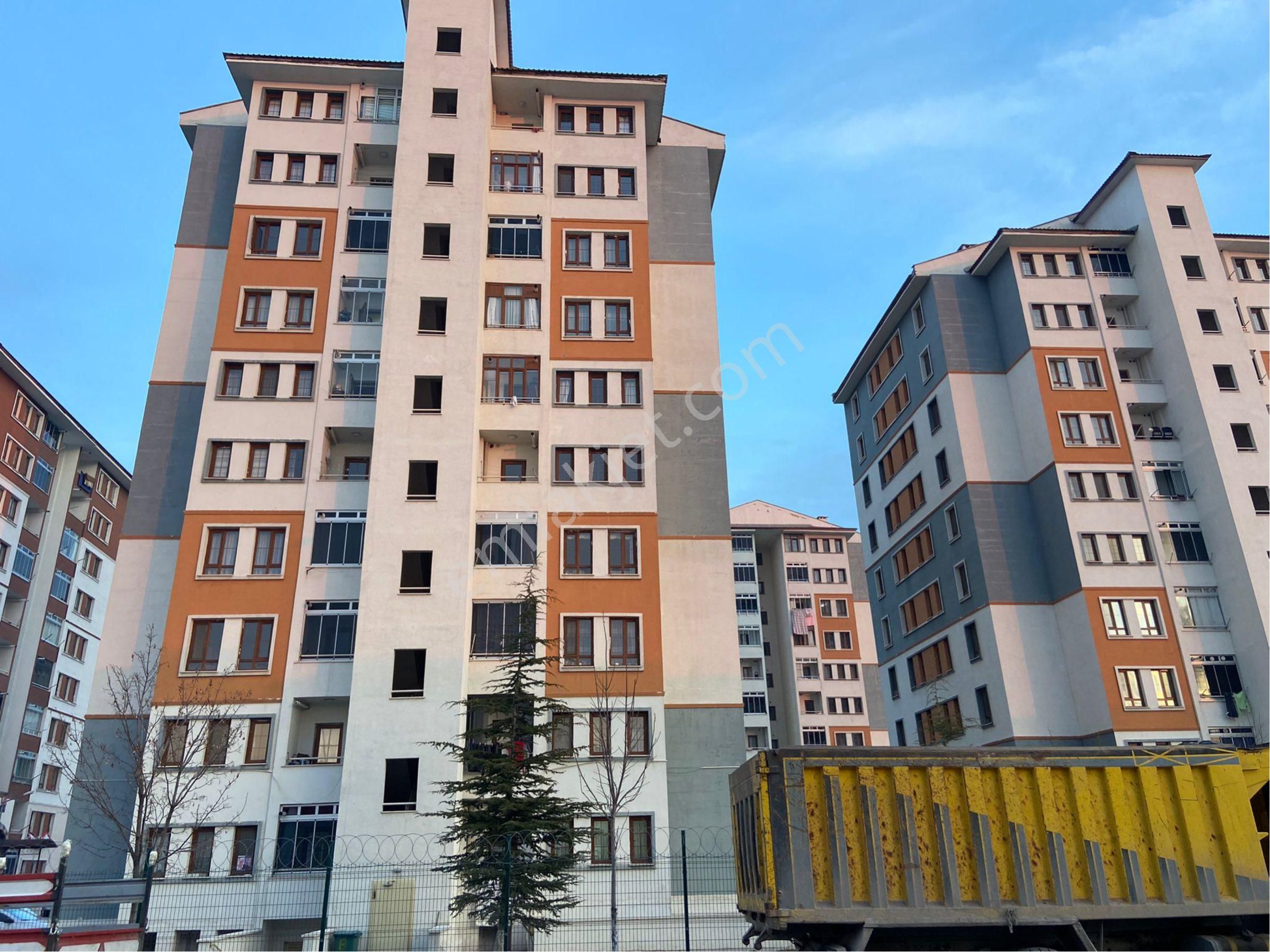 Kocasinan Şeker Satılık Daire Şeker Mah 2+1 100 M2 Temiz Bakımlı Satılık Daire