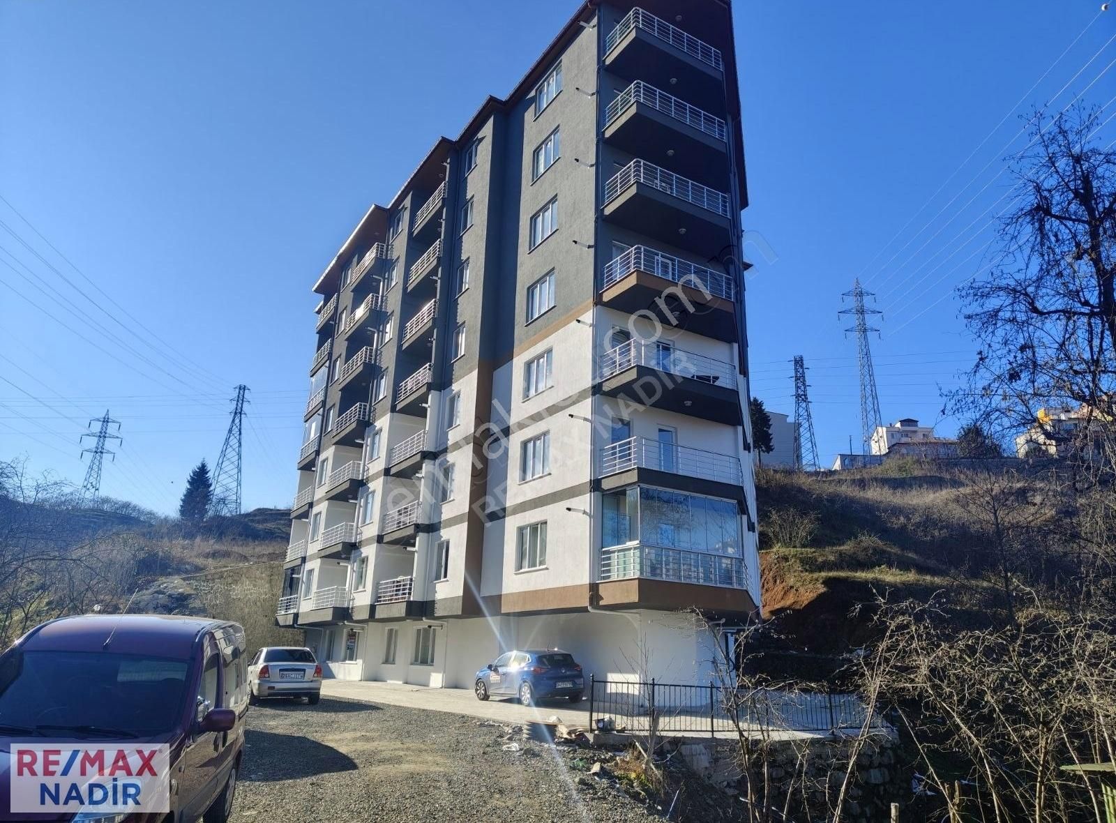 Giresun Merkez Aksu Kiralık Daire Remax Nadir Aksu Hastaneye Yürüme Mesafesinde Full Eşyalı 1+1