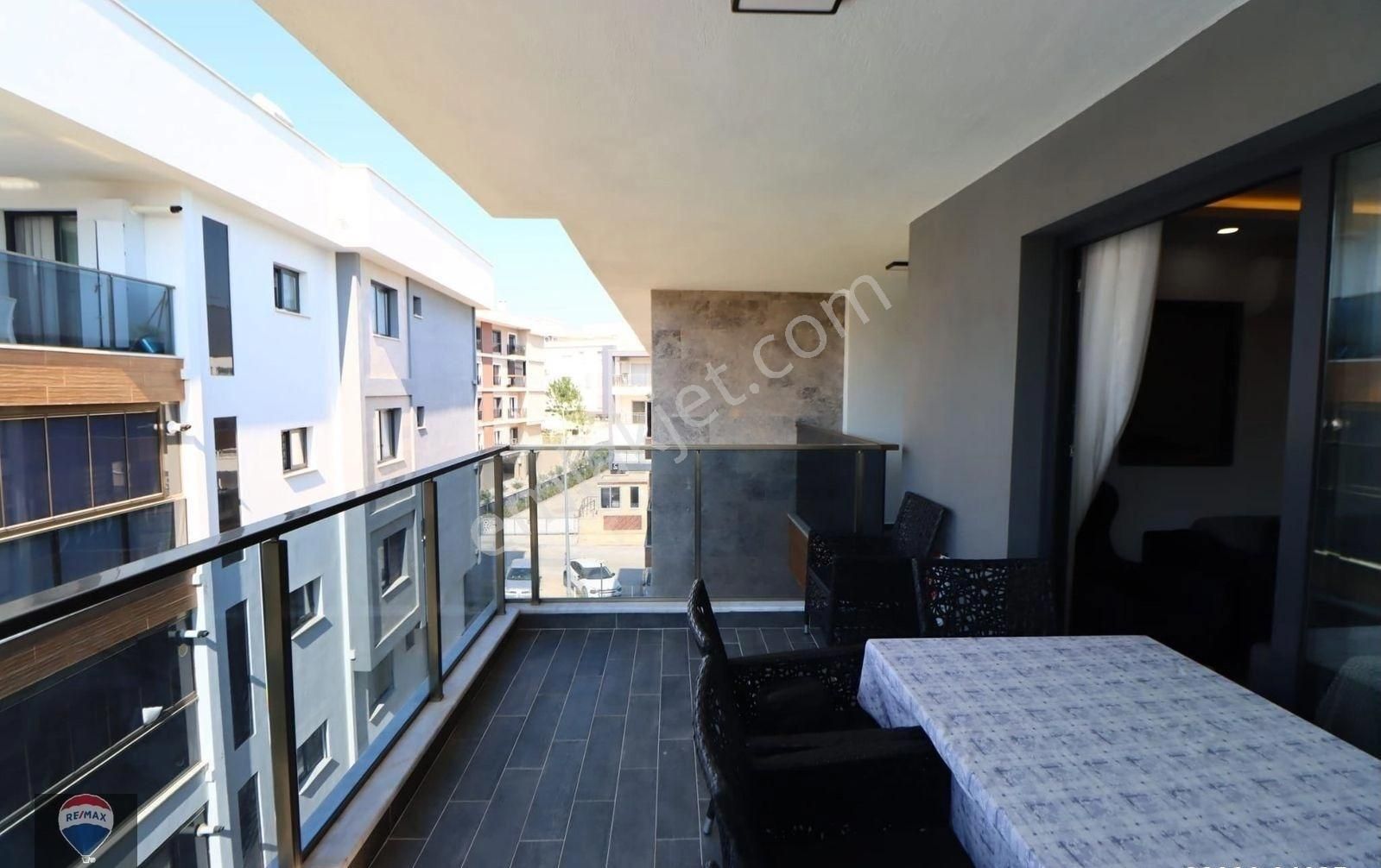Kuşadası Yeni Havuzlu Site İçinde Ful Eşyalı Daire - Görsel 31