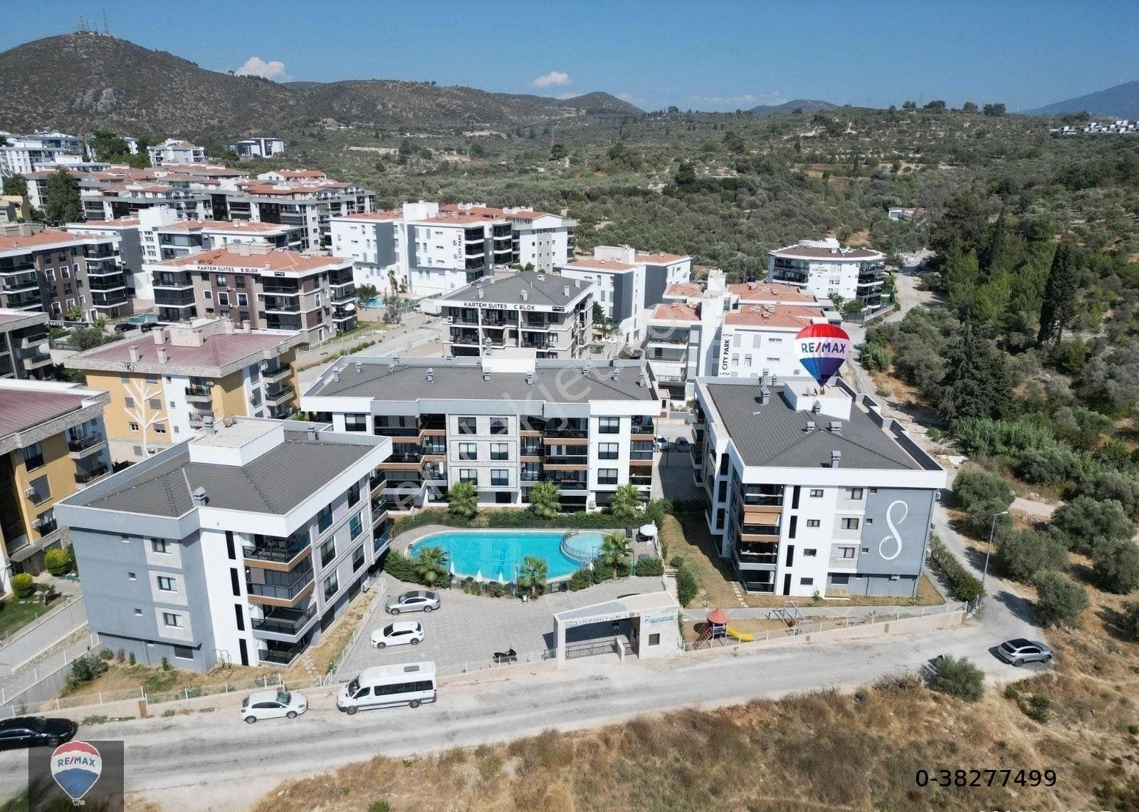 Kuşadası Yeni Havuzlu Site İçinde Ful Eşyalı Daire - Görsel 27