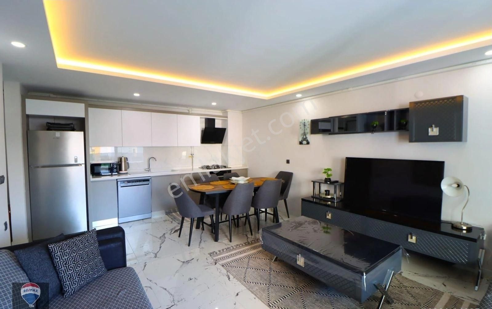 Kuşadası Yeni Havuzlu Site İçinde Ful Eşyalı Daire - Görsel 10