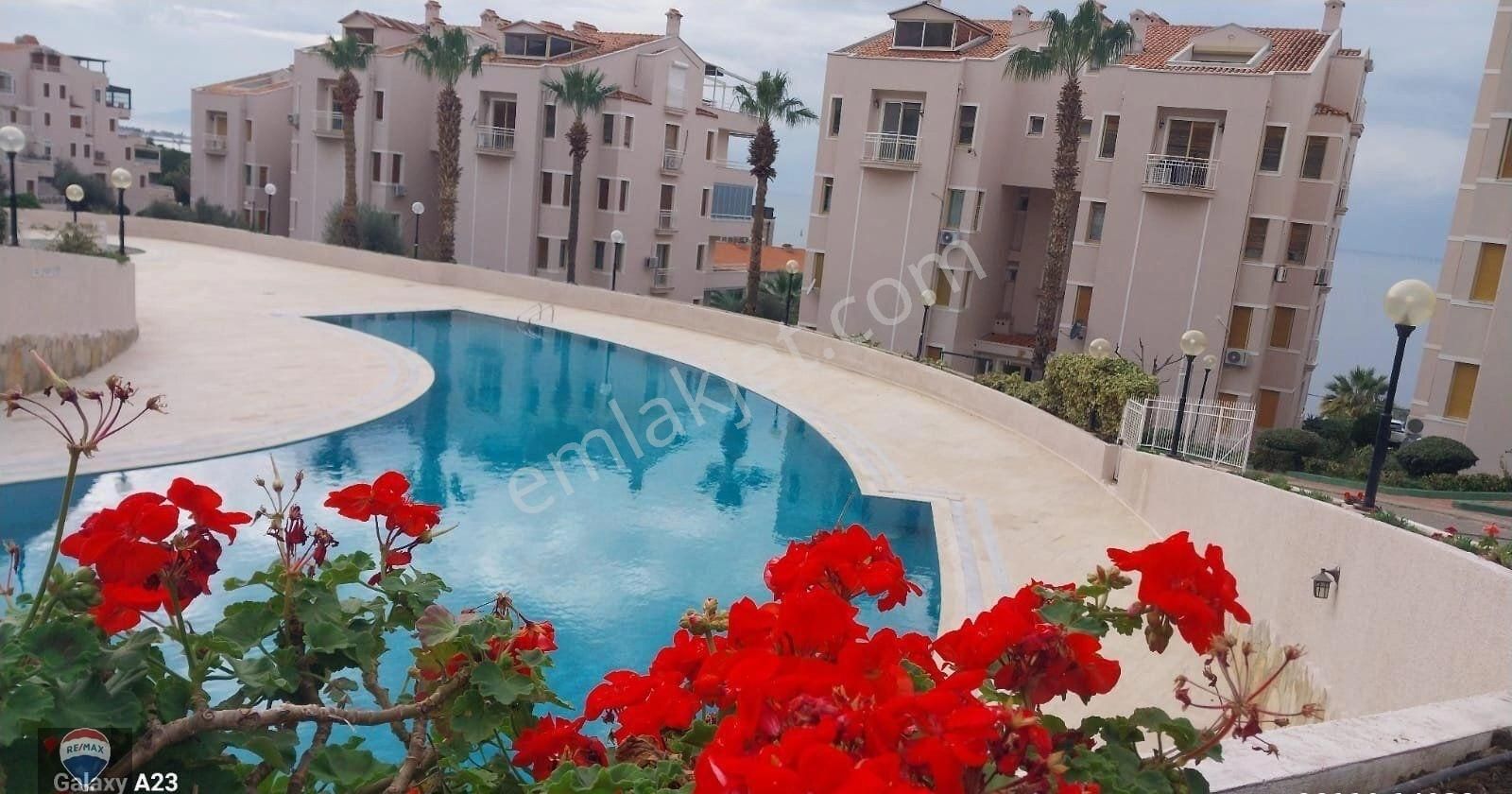 Kuşadası Türkmen Satılık Daire Kuşadasının En Prestijli Sitesi Akyar Konaklarında Satılık Deniz Manzaralı 3+1