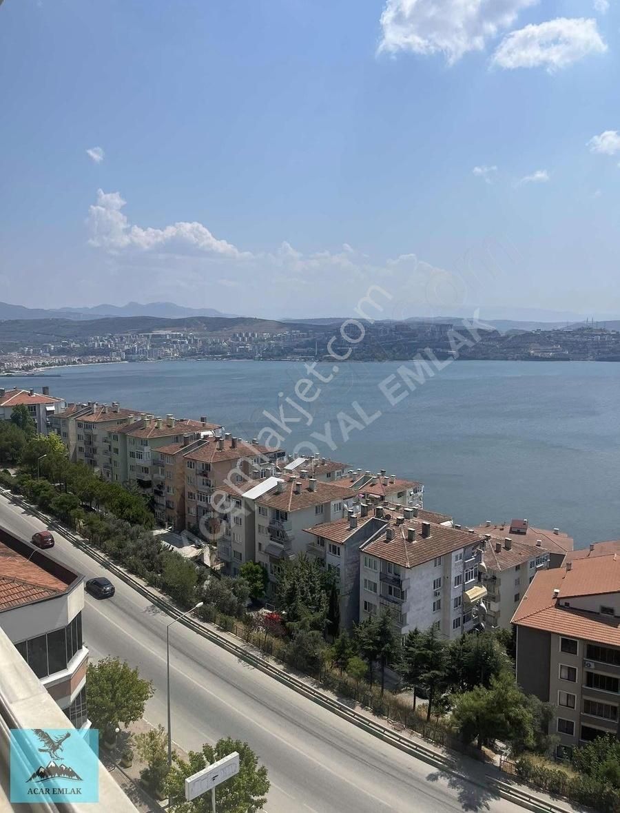 Gemlik Cumhuriyet Satılık Daire Royal'den Manastır Adalı Sitesi Deniz Manzaralı Satılık 3+1