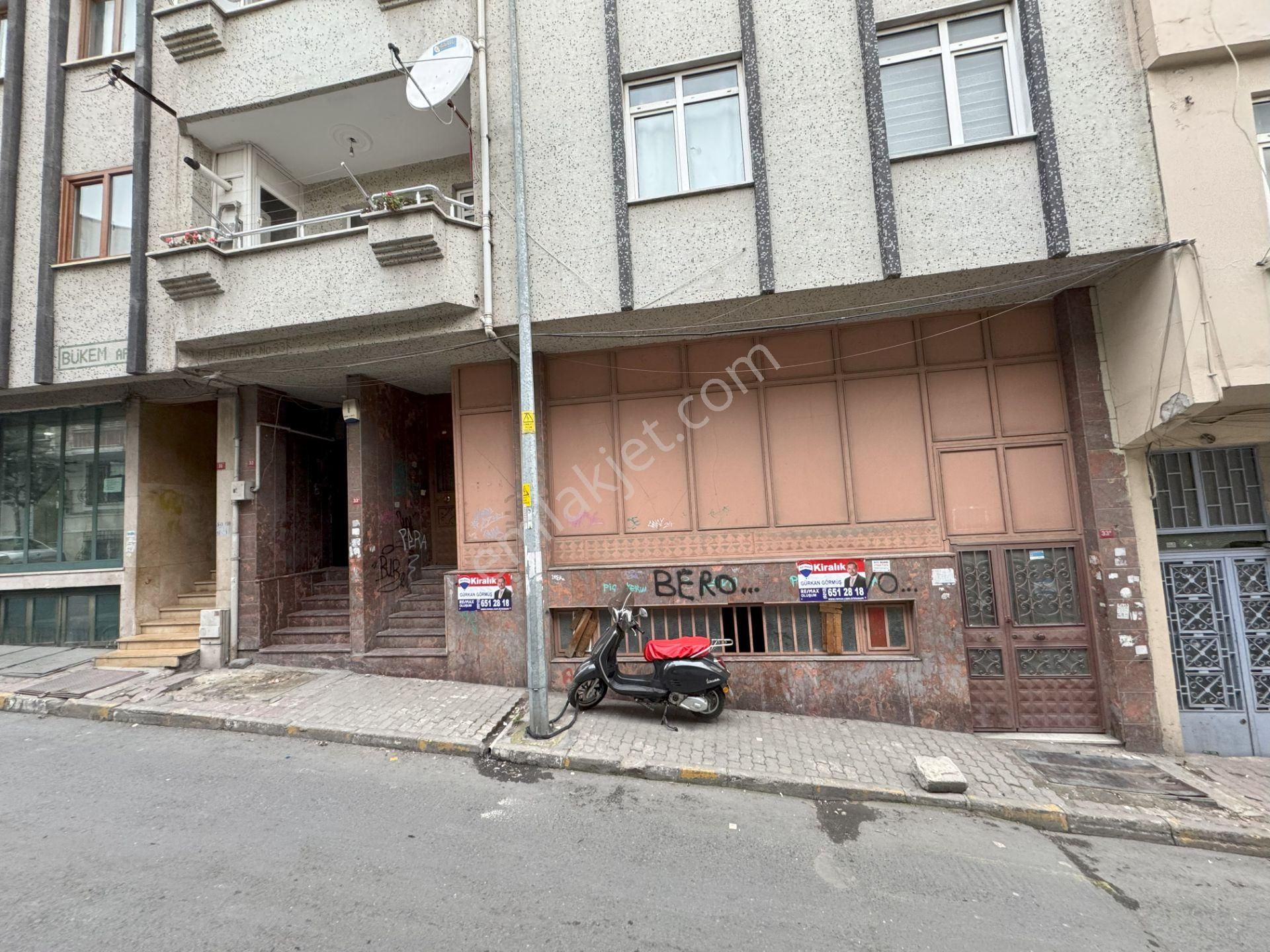 Eyüpsultan Rami Yeni Kiralık Dükkan & Mağaza Rami Kışla Caddesine Komşu 2 Katlı 280m² Yüksek Tavan, Lavabo Wc