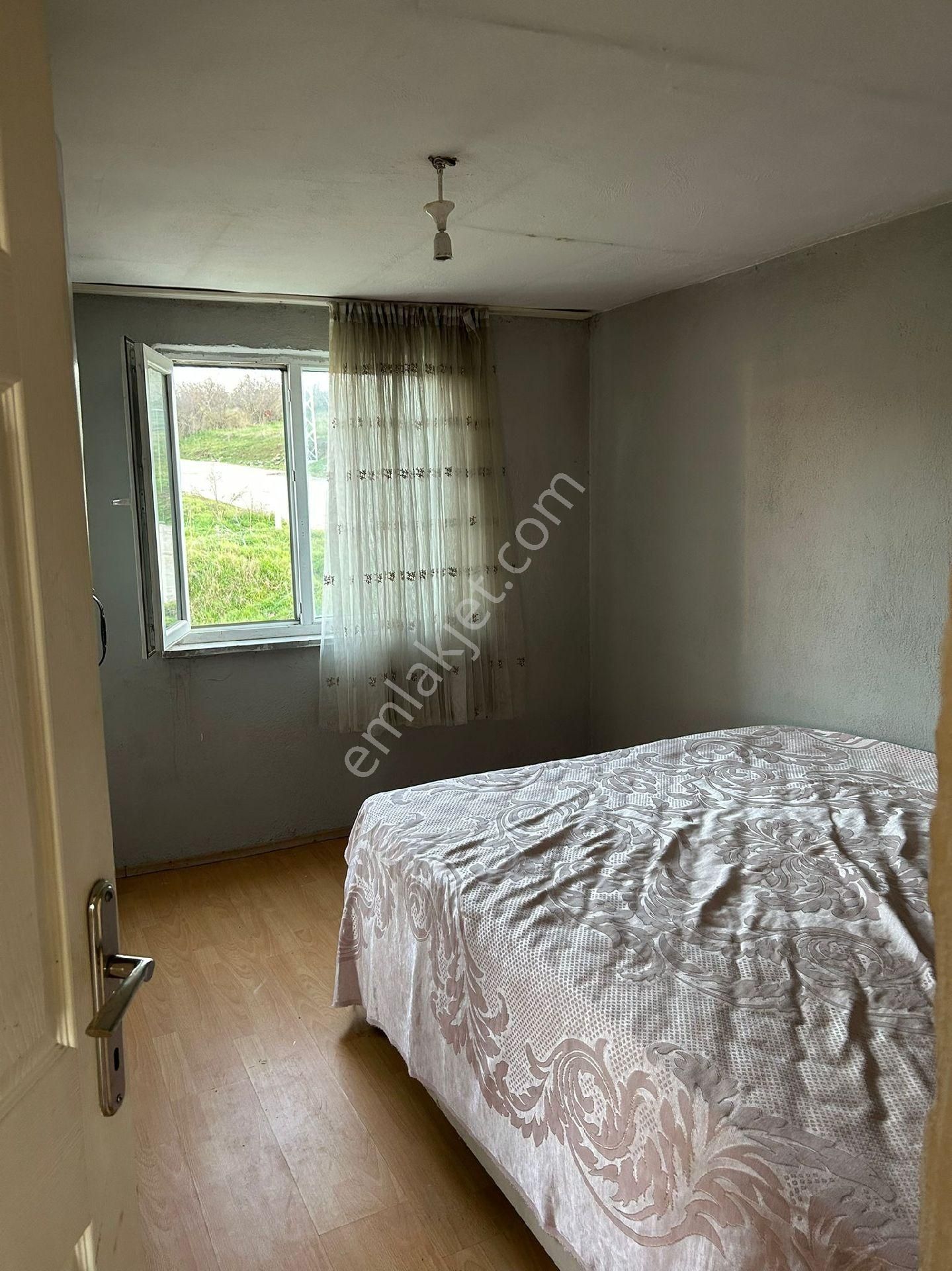 725 Mk Bahçeli Köy Evi. Bbursa Yenişehir De - Görsel 4