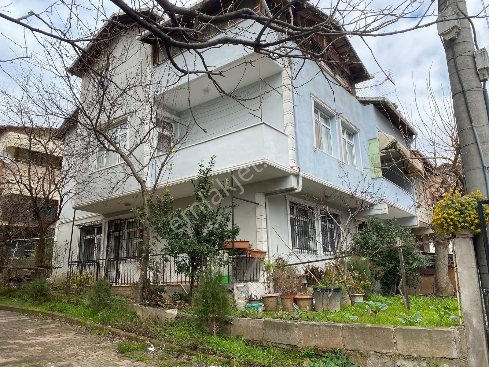 İzmit Tepeköy Satılık Bina Remax Armina'dan Yatırım Yada Kullanıma Uygun Satılık Müstakil Bina