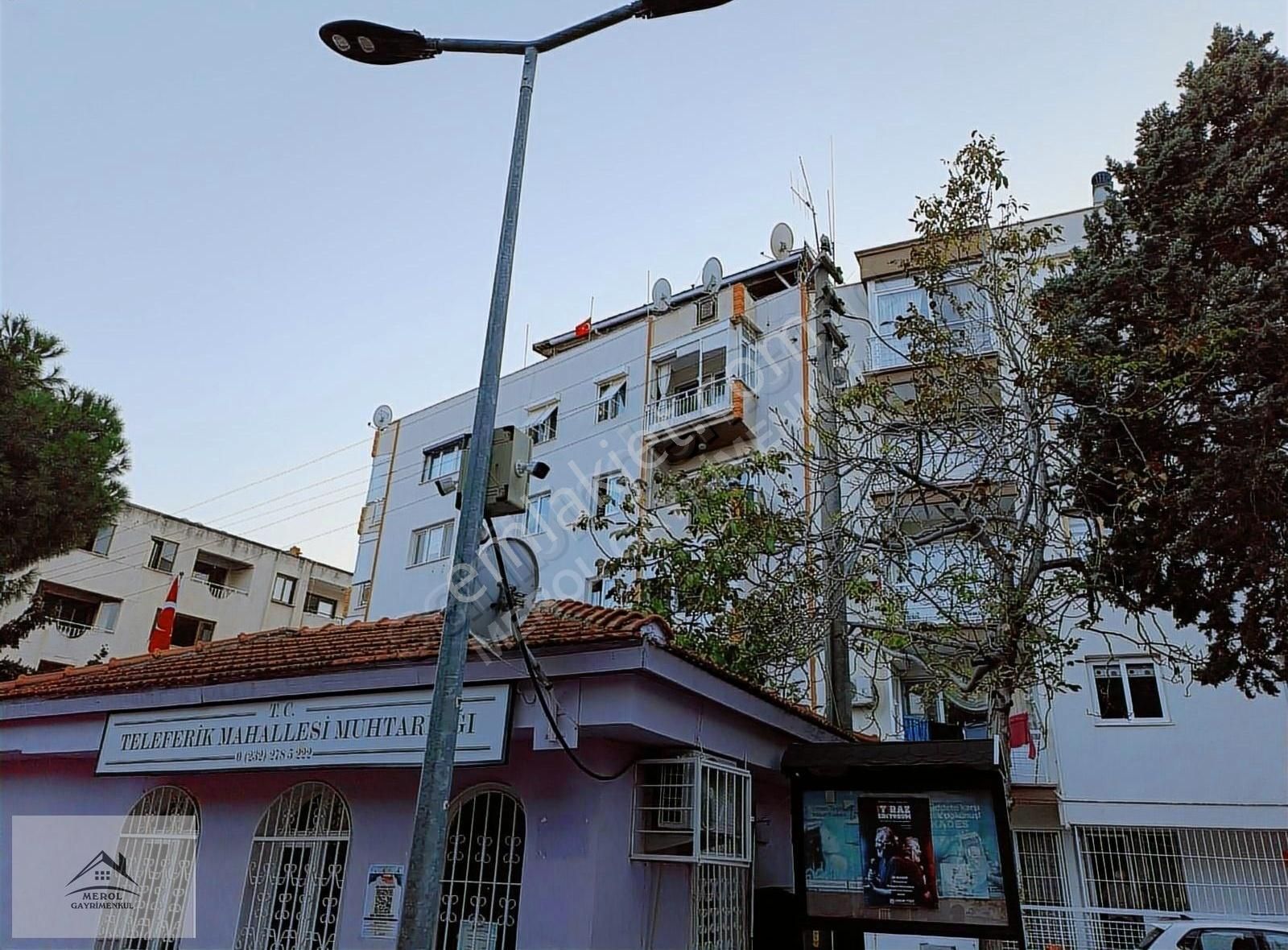 Balçova Teleferik Satılık Daire İzmir Balçova'da Üniversitesi'ye Yakın 3+1 Satılık Daire